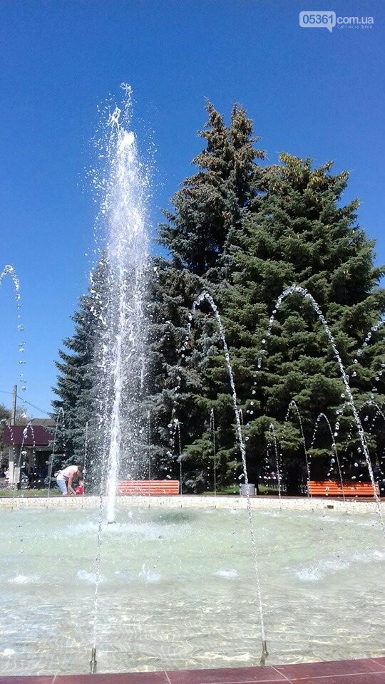Робота лубенських фонтанів, фото-2 Робота лубенських фонтанів, фото-2