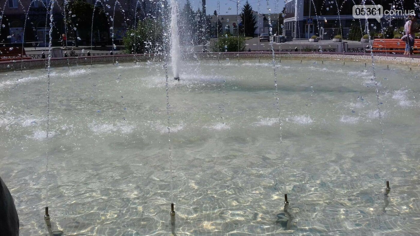 Робота лубенських фонтанів, фото-3 Робота лубенських фонтанів, фото-3